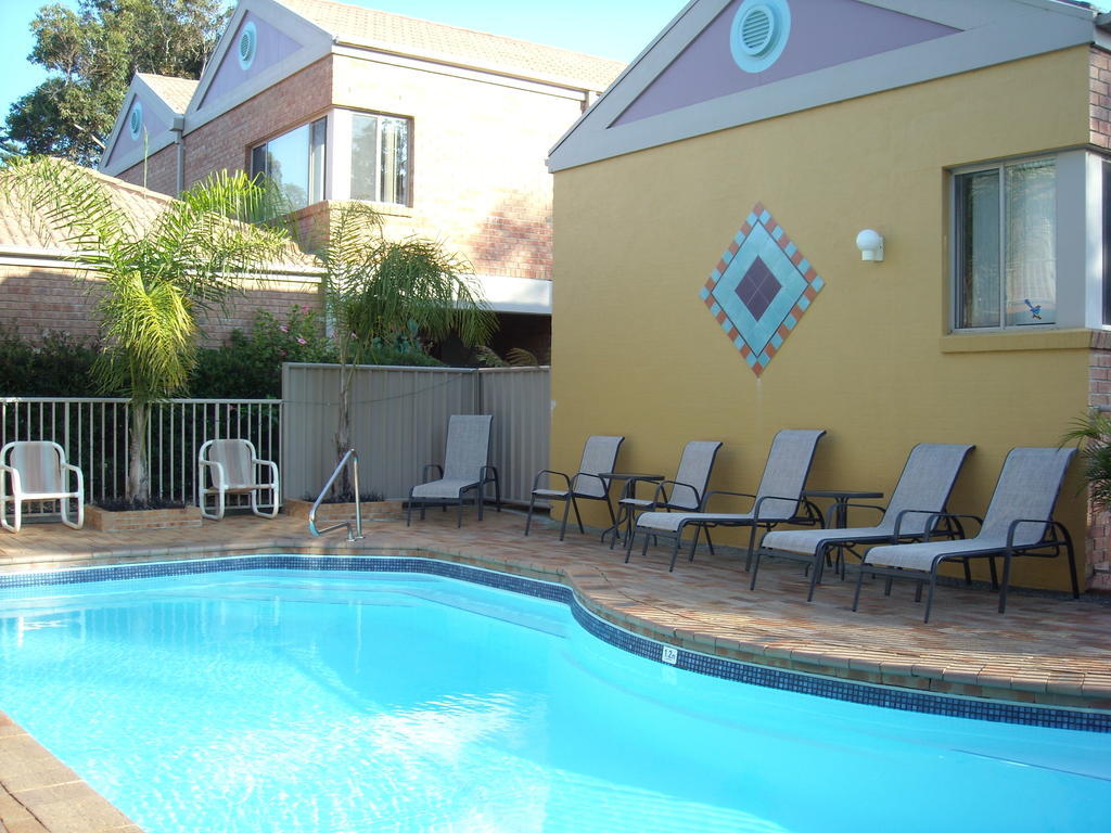 Beaches Apartments Merimbula Exterior photo